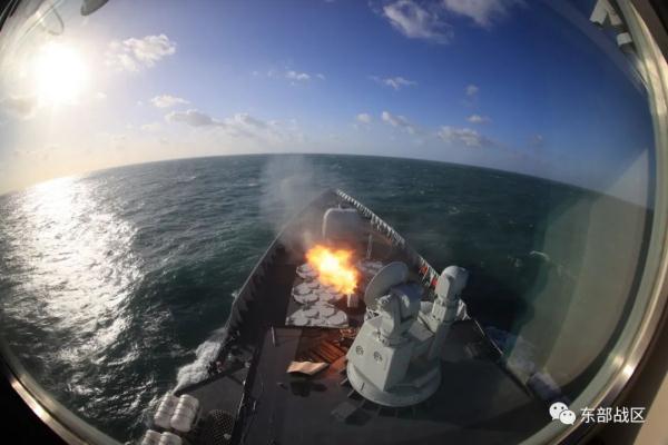东海海域！实兵实弹演练！