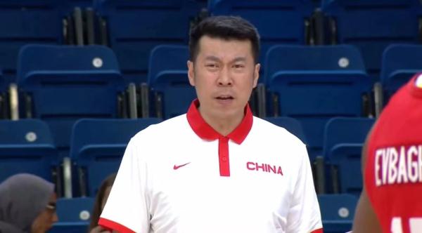 中国男篮的明天会更好——专访中国男篮二队主教练韩登