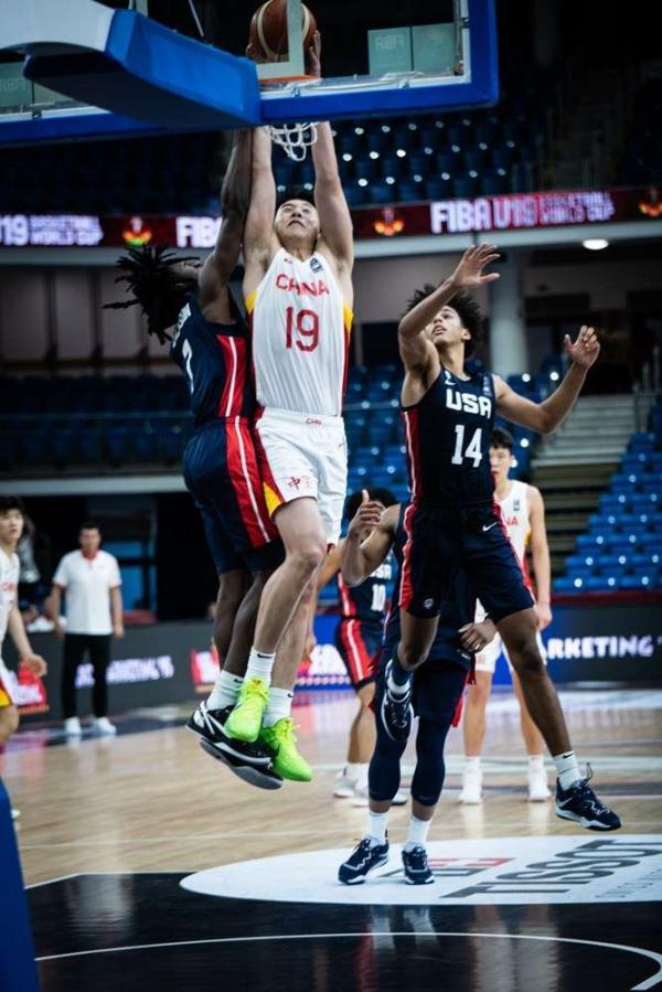 中国男篮的明天会更好——专访中国男篮二队主教练韩登