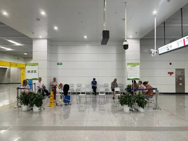 速收藏!重庆轨道交通开放127个纳凉区 速收藏!重庆轨道交通开放127个纳凉区