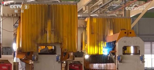 企业“各显神通”探索员工技能培训新模式 技能人才大有可为