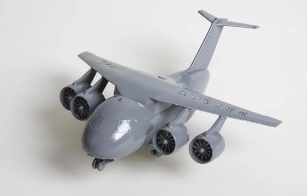 西安一大学凭录取通知书领一架“飞机”?网友:这暑假一分钟也过不下去了! 西安一大学凭录取通知书领一架“飞机”?网友:这暑假一分钟也过不下去了!