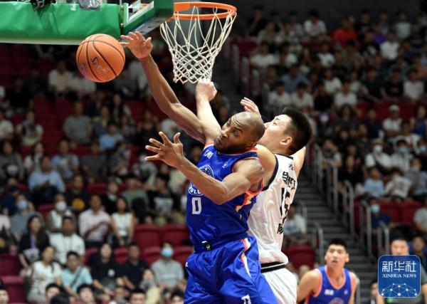 全国男子篮球联赛 | 合肥狂风胜香港金牛