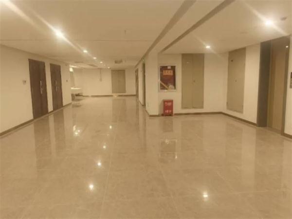 买69m²房屋公摊37m²，业主：楼道宽得能开车！官方回应