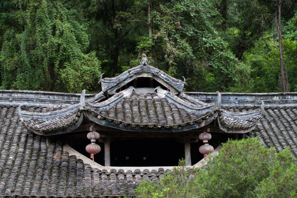 百年老宅藏深山