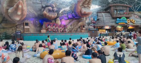 “来了就不想走”，7月全国多地频现高温，哈尔滨凉快得独树一帜