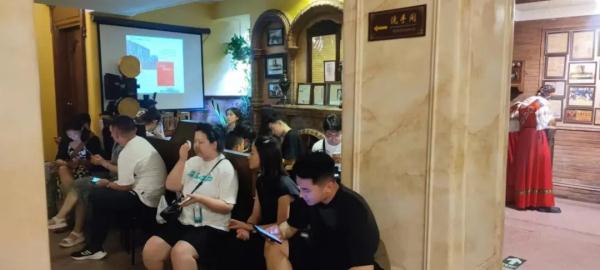 “来了就不想走”，7月全国多地频现高温，哈尔滨凉快得独树一帜