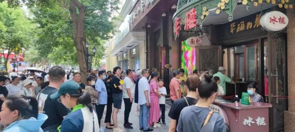 “来了就不想走”，7月全国多地频现高温，哈尔滨凉快得独树一帜