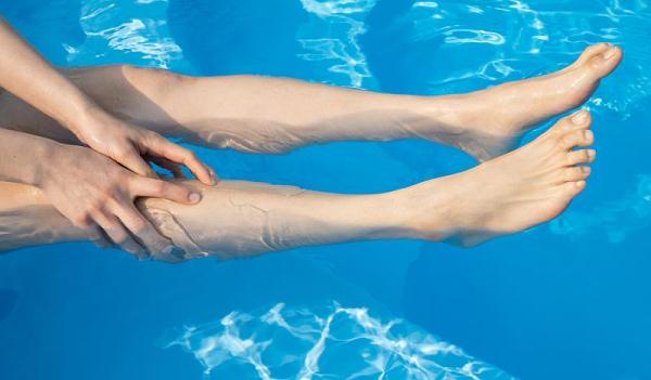 这份游泳指南趁“热”收好 这份游泳指南趁“热”收好