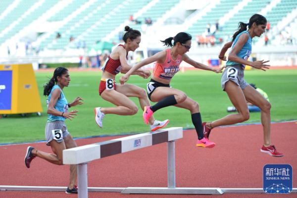 亚洲田径锦标赛：许双双获得女子3000米障碍亚军