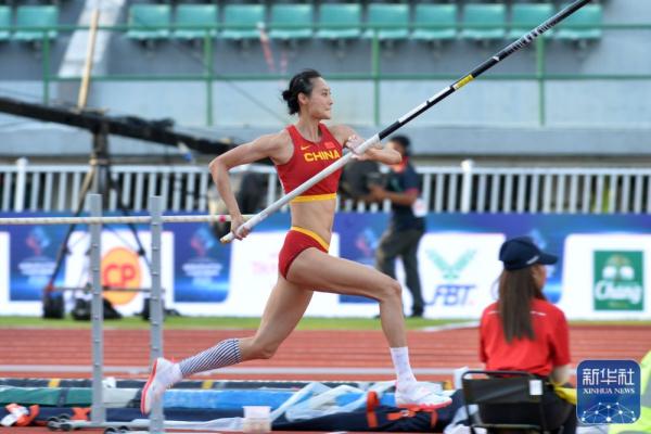 亚洲田径锦标赛 | 李玲夺得女子撑杆跳高冠军