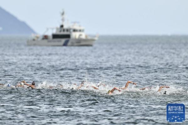 游泳世锦赛 | 首金诞生 德国选手获公开水域女子10公里冠军