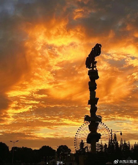 美到心坎！四川夏天的晚霞盲盒