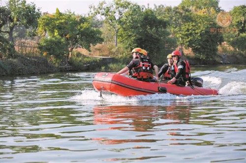 广东蓝天救援队：野外溺水勿错过“黄金四分钟”