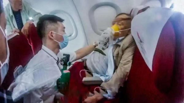 A67773航班紧急备降昆明长水机场，因机上旅客突发疾病