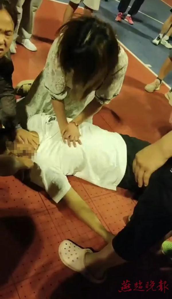 危险!救人! 危险!救人!