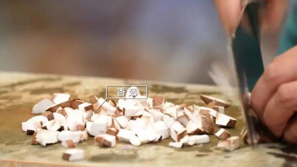 博士的独家菜谱,大厨的发海参秘籍,为夏季餐桌添凉意! 博士的独家菜谱,大厨的发海参秘籍,为夏季餐桌添凉意!