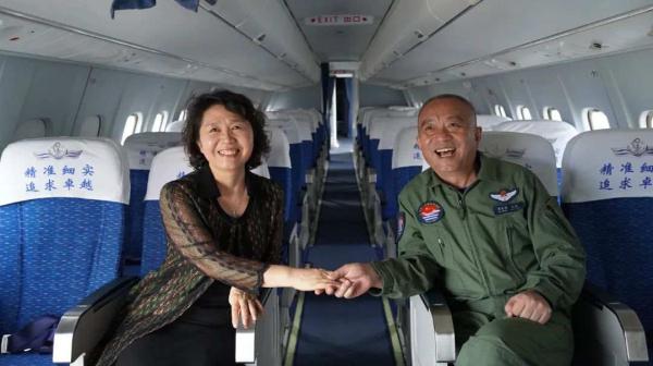 37年“老飞”光荣停飞，安全飞行10000余架次！