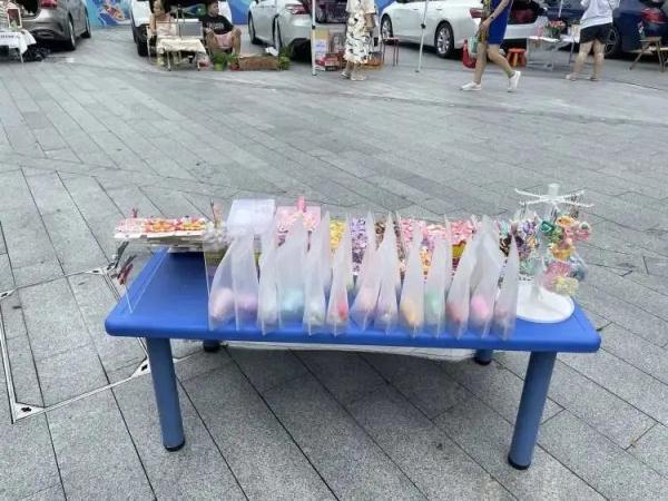 “富翁”还是“负翁”？有人在上海摆摊月入3万，有人3周倒贴1000元