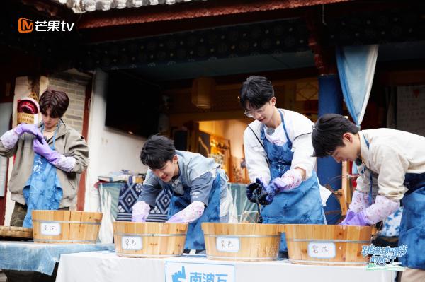 和老朋友探索新知识，《跳进地理书的旅行》青春之旅寓教于乐
