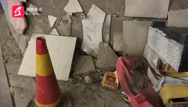 贵阳一隧道沦为“垃圾场”？市民慌了：消防通道全被堵死