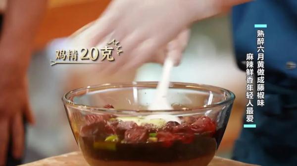这个时候的大闸蟹叫六月黄，味道最鲜美！