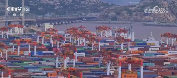 上海洋山港成为港口低碳新标杆 “中国芯”降本增效成果显著
