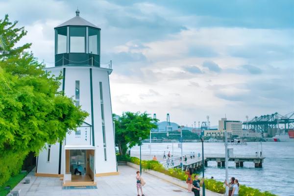 收 藏 ！暑 期 书 店 打 卡 计 划