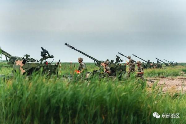 第73集团军某防空旅组织体系防空反导演练