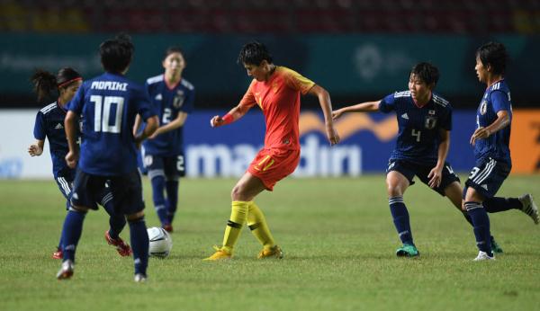 女足世界杯专访中国女足队长王珊珊克难前行拥抱挑战