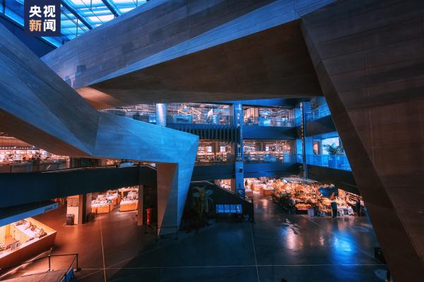 收 藏 ！暑 期 书 店 打 卡 计 划