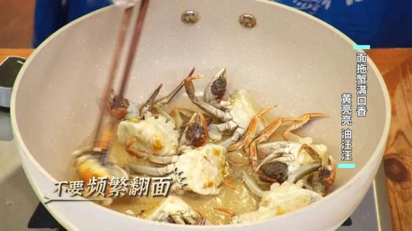 这个时候的大闸蟹叫六月黄，味道最鲜美！