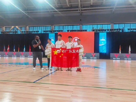 中国跳绳少年破纪录，9名队员来自广州