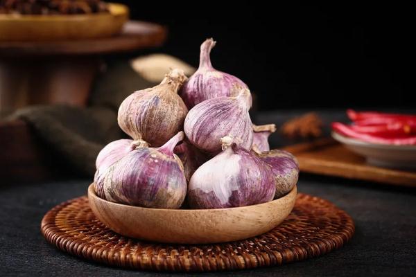 大蒜怎么吃,吃多少合适?这才是大蒜的正确打开方式 大蒜怎么吃,吃多少合适?这才是大蒜的正确打开方式