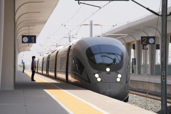 出行新体验！济郑高铁濮郑段推出定期票、计次票