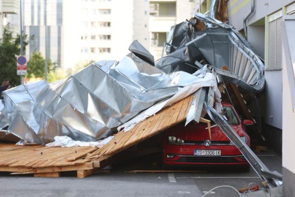 克罗地亚首都遭遇风暴袭击