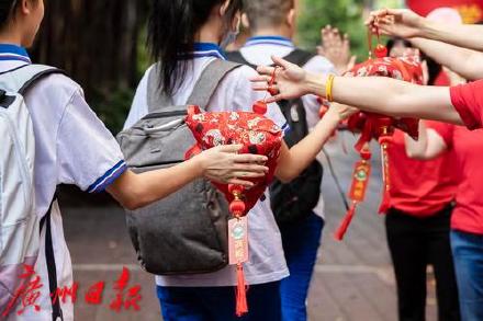 广州今年入读公办普高比例约为53%  普高升学率实现近五年最高