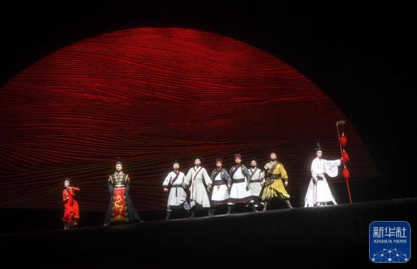 第六届中国新疆国际民族舞蹈节开幕 第六届中国新疆国际民族舞蹈节开幕
