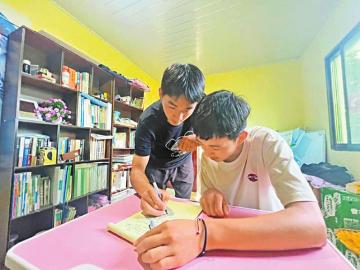 凉山甘洛考出第一个北大生