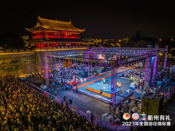 全国田径锦标赛：古城墙见证女子跳高产生双金