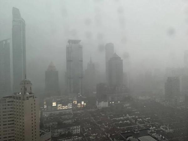 上海这些地方积水明显！明日高温又回来了