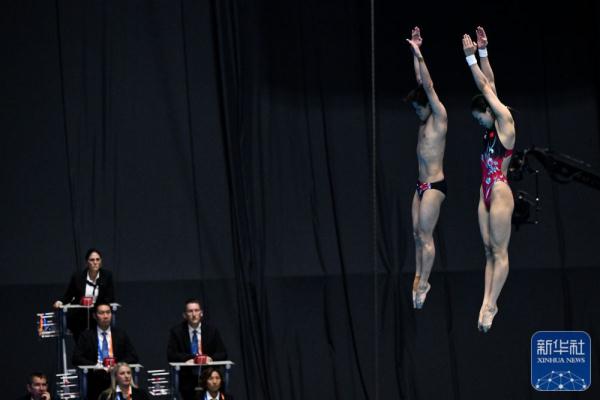 游泳世锦赛 | 朱子锋/林珊混双三米板夺冠 游泳世锦赛 | 朱子锋/林珊混双三米板夺冠