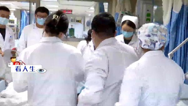 危险!怀孕四个月,孕妇食用野生菌中毒,医生紧急救治 危险!怀孕四个月,孕妇食用野生菌中毒,医生紧急救治