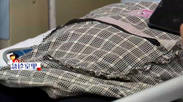 危险!怀孕四个月,孕妇食用野生菌中毒,医生紧急救治 危险!怀孕四个月,孕妇食用野生菌中毒,医生紧急救治