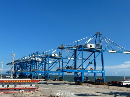 中国码头全球首创U型方案 中国码头全球首创U型方案