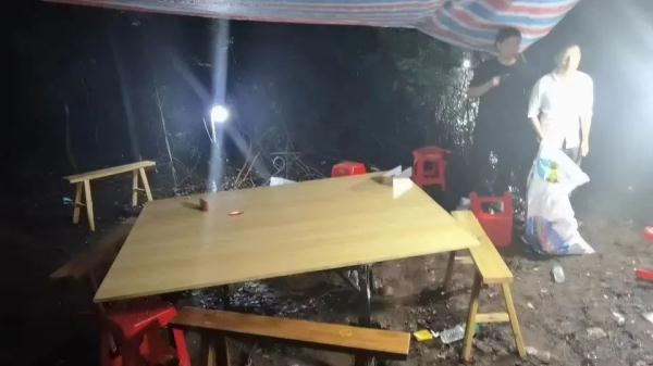 墓地深夜传来欢声笑语?民警摸排调查发现…… 墓地深夜传来欢声笑语?民警摸排调查发现……