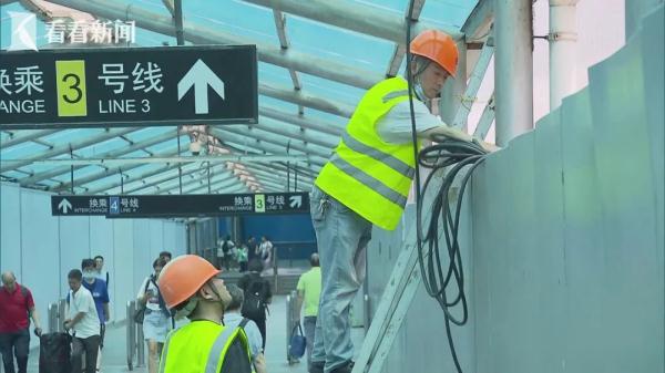 拖了10年！上海地铁最“恐怖”的这段地铁换乘通道，终于...