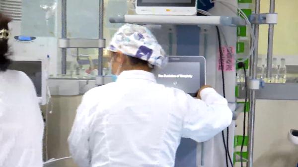 危急!昆明一孕妇吃菌中毒,已怀孕四个月 危急!昆明一孕妇吃菌中毒,已怀孕四个月