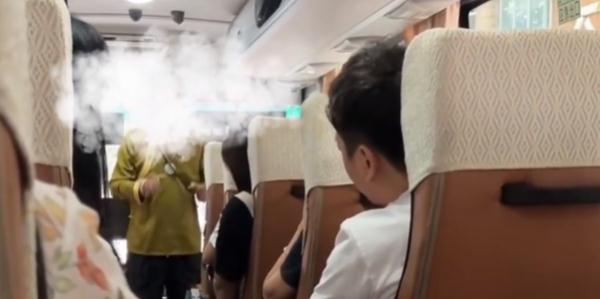 导游威胁“跟我走一定要买东西”，整车游客齐心下车！通报→