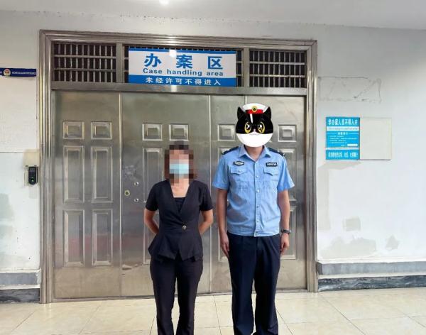 海南一珠宝店超50万元黄金被盗!店长这个举动让警方怀疑… 海南一珠宝店超50万元黄金被盗!店长这个举动让警方怀疑…